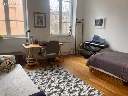 appartement 3 pièces 82 m²