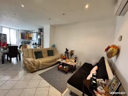 appartement 3 pièces 64 m²