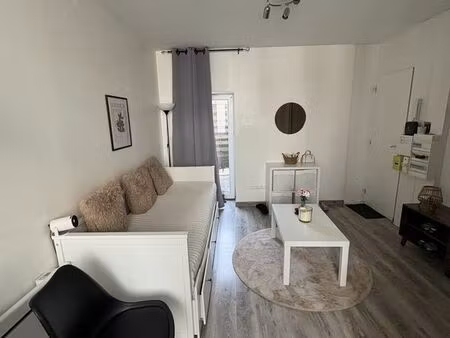studio meublé 20m2 chantenay/eglise st martin