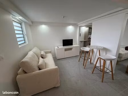 apt t2 meublé de 30 m2 schoelcher