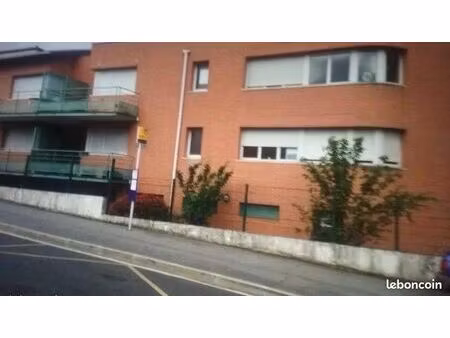 studio 1 pièce 27 m²