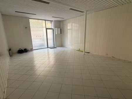 location locaux professionnels 1 pièce 63 m² à marseille 8ème (13008)  850 €
