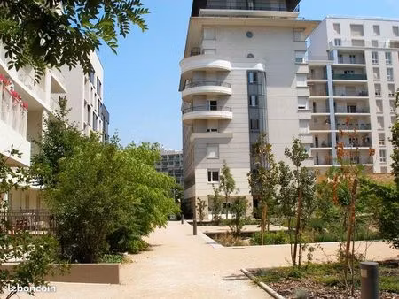 location studio lyon 8 appartement meublé étudiant