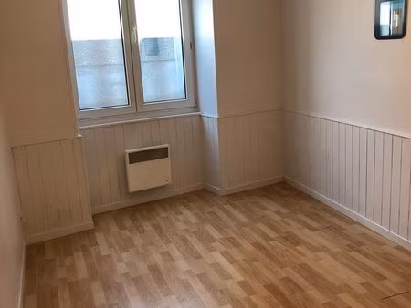 appartement 2pièces rdc 33 m²  non meublé  centre ville