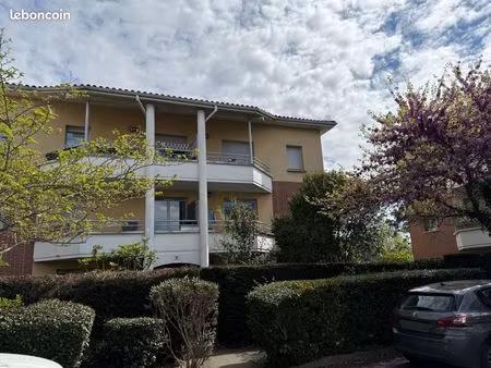 t2 meublé avec parking et balcon à saouzelong-rangueil