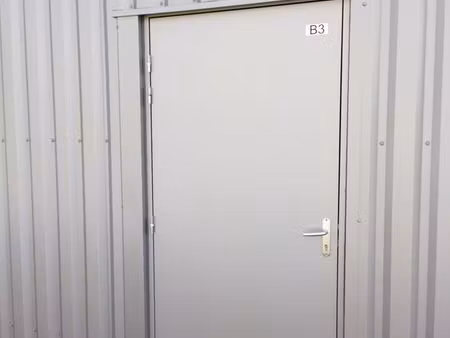 a louer box  local de stockage