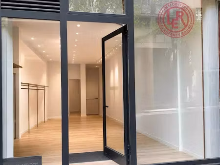 location locaux professionnels 30 m² à paris 20ème (75020)  1 600 €