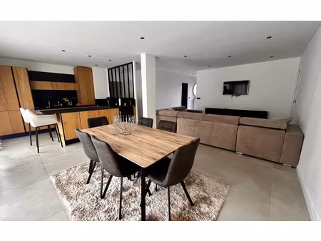 location appartement  87.22 m² t-3 à archamps  2 295 €