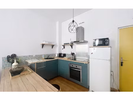 location appartement  37 m² t-2 à avignon  580 €