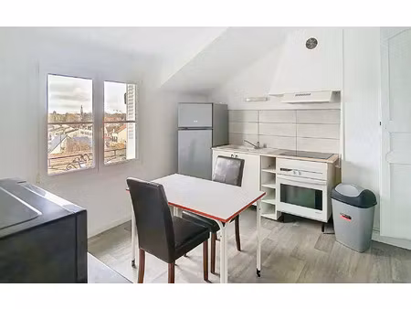 location appartement  46.95 m² t-2 à châlons-en-champagne  600 €
