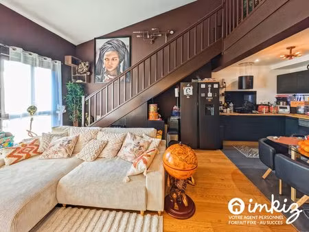 duplex d'exception au pied du métro