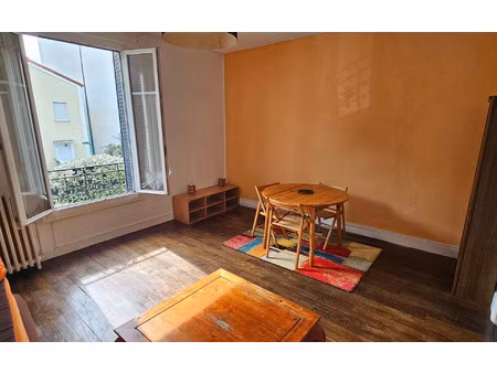 location appartement  81.9 m² t-3 à épinay-sur-seine  995 €