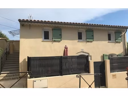 location appartement  m² t-1 à la cadière-d'azur  673 €