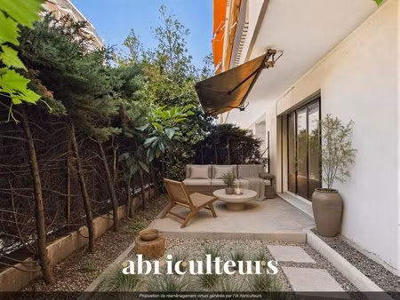 agréable 2 pièces de 42 m² en rez-de-jardin avec terrasse et cave – le cannet