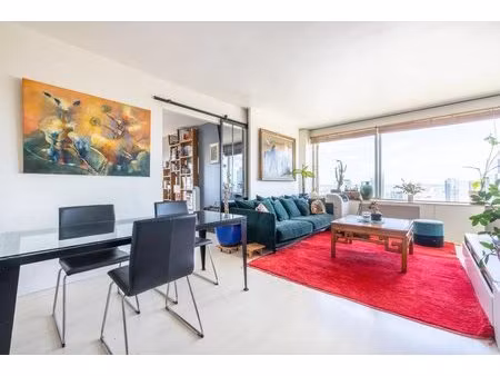 appartement de 5 pièces de 94 m² situé à puteaux
