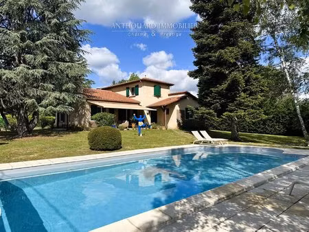 maison de charme rénovée  piscine