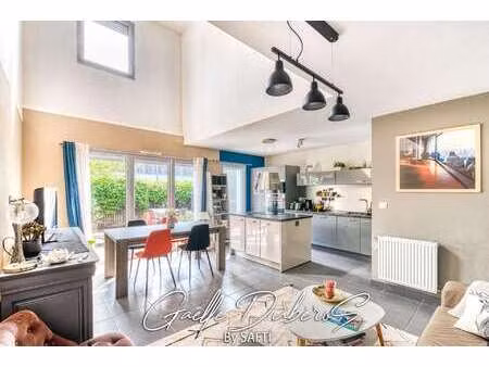 vente maison à angers capucins verneau (49000) : à vendre / 85m² angers capucins verneau