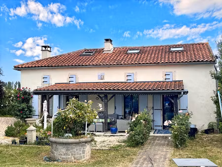 maison à vendre à saint-georges-des-agoûts (17150) - charente-maritime