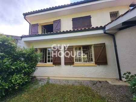 maison à vendre de 7 pièces de 166 00 m²
