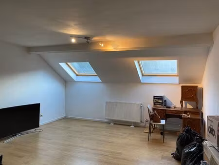 appartement à louer à rue de liège 7 andenne (vbe30495)