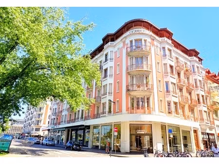 type 4 - 88 m2 - 3 balcons - cave - grenier - hauteur sous plafond - parquet chevron - cou