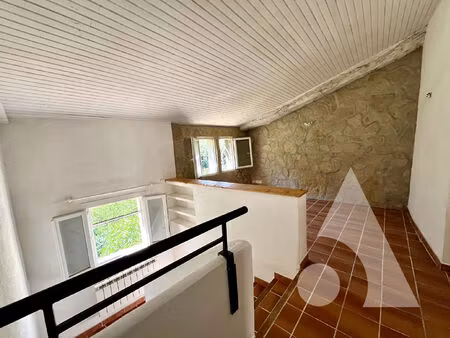 appartement 68 m² -entrecasteaux