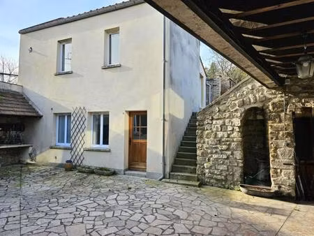 andresy : ensemble immobilier comportant 2 maisons