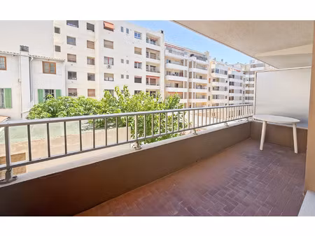 location appartement  m² t-1 à antibes  645 €