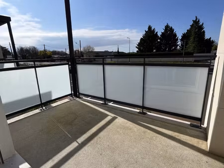 appartement t3 avec deux terrasses et parking à bruguières