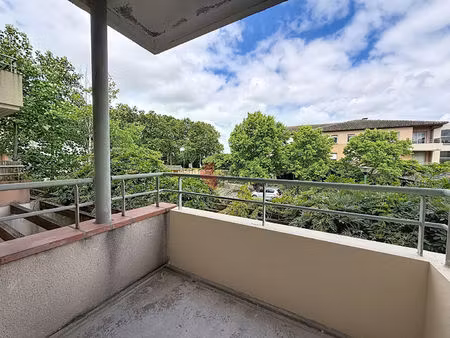 castelginest appartement t2 avec balcon et parking