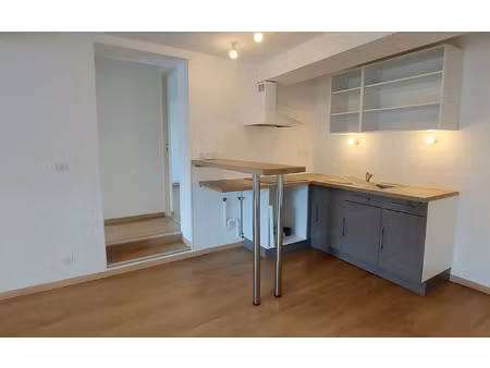 location appartement  m² t-3 à charly-sur-marne  595 €