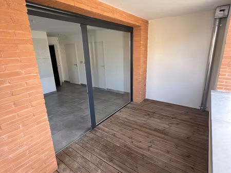 appartement t2 avec terrasse à eaunes