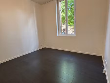 appartement le mesnil le roi 1 pièce(s) 22.52 m2 / studio / refait a neuf