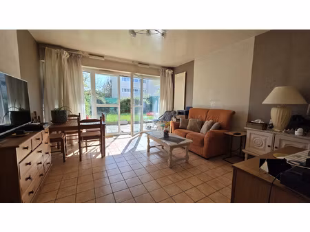 3 piece avec jardin - cave - parking - rer et ecoles