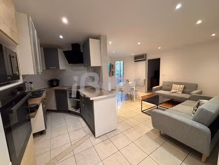 toulon la rode appartement t4 de 78 m2 en rez-de-chaussée