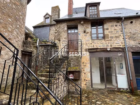 exclusivité rs : ensemble composé d'un local commercial + appartement t2bis idéal investis
