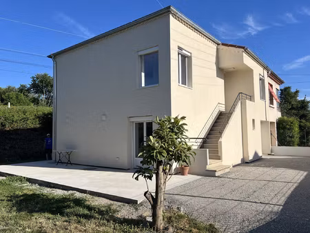 maison entièrement rénovée : 3 chambres - bureau - garage et