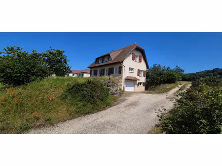 authentique maison dauphinoise de 146 m2 habitables sur plus