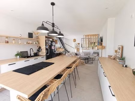 maison 5 chambres de 174 m² avec piscine