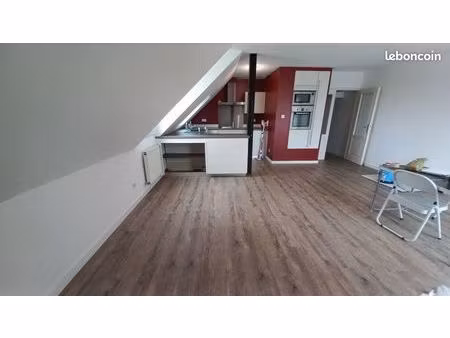 bel appartement 4 pièces - 95 m2 avec terrasse sans vis-à-vis
