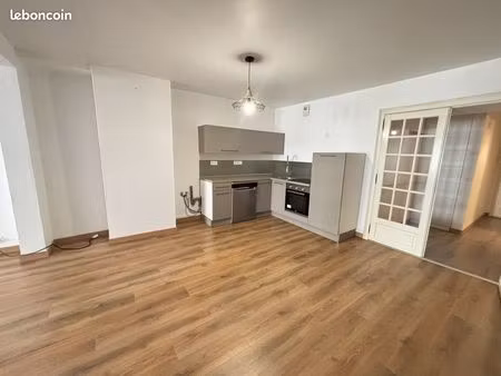 appartement 2 pièces 69 m²