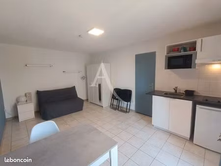 studio 1 pièce 22 m²