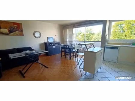 t3 de 75 m² lumineux - savigny sur orge - rer et tramway à 8min