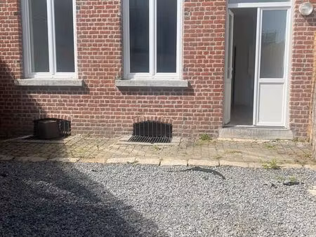 a louer t2 rdj de 56 m² 800 m metro gare