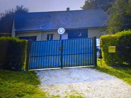 location maison récente distré 49400