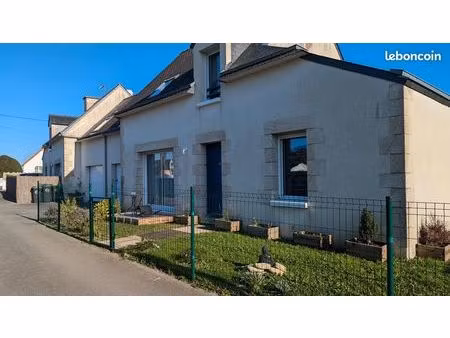 petite maison 5 pièces avec jardin