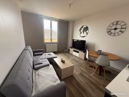 appartement lumineux et agréable — disponible début juillet