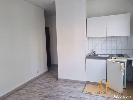 studio 1 pièce 17 m²