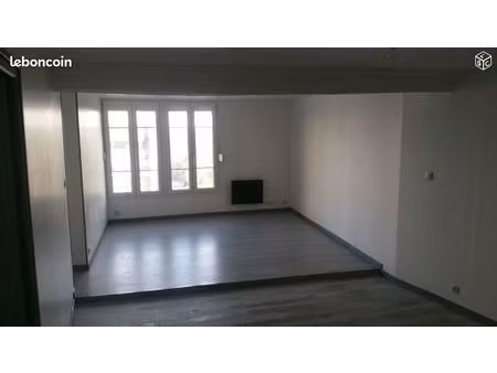 location appartement f1 laon plateau etudiant