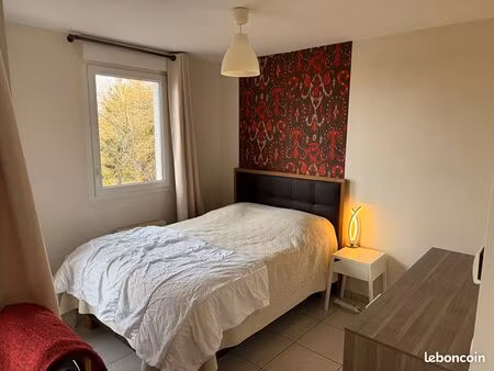 studio 1 pièce 27 m²